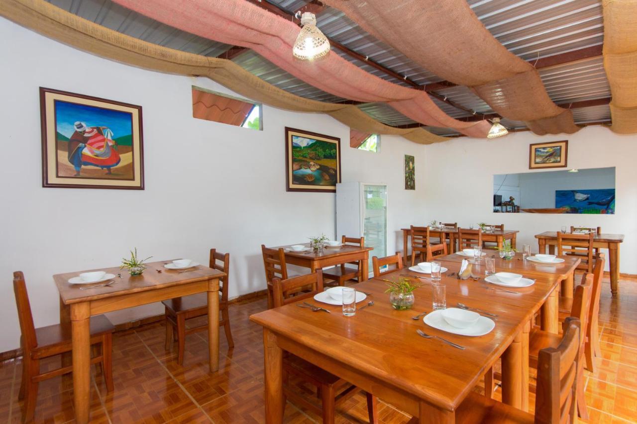 Twin Hotel Galápagos by Rotamundos Puerto Ayora  Exterior foto